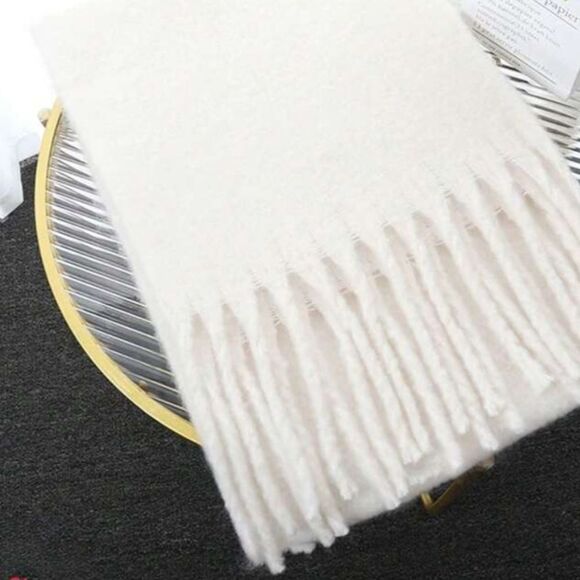 Solid oversized white bohemian Scarf, Winter Wool Knitted Thick Fringed Shawl - Picture 2 of 3